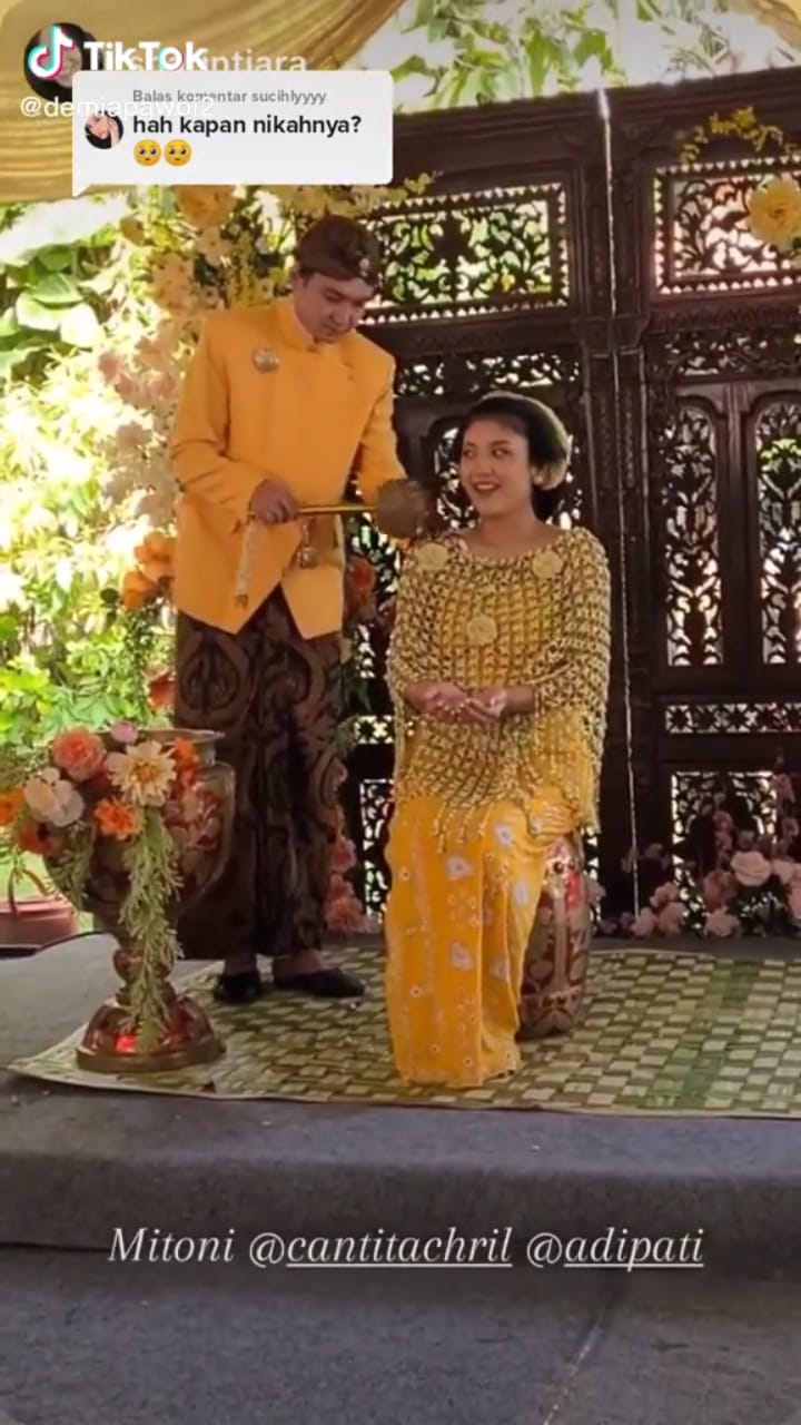 momen mitoni canti tachril © berbagai sumber