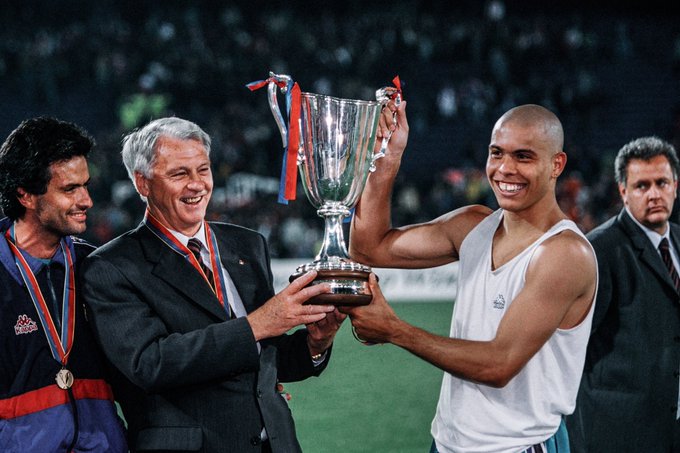 Juara di 4 liga negara berbeda, pelatih ini dulunya cuma guru olahraga