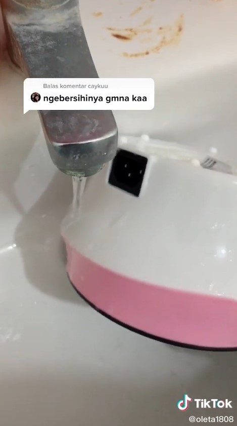 Jangan asal siram, ini 5 cara bersihkan panci listrik agar lebih aman