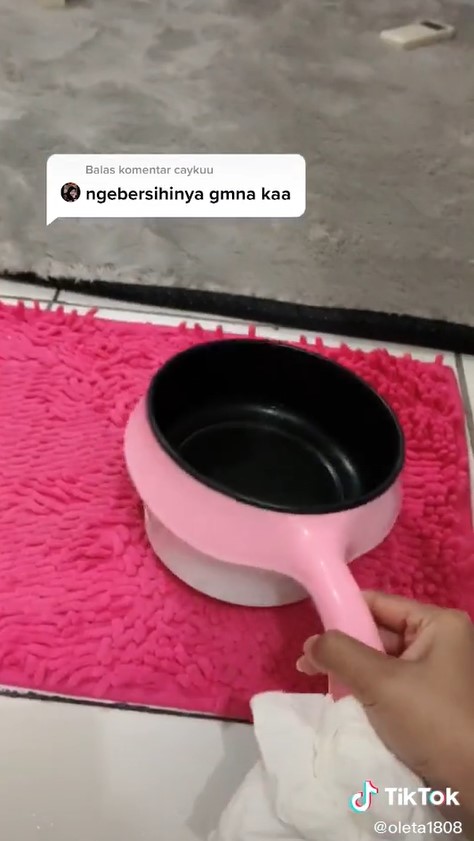 Jangan asal siram, ini 5 cara bersihkan panci listrik agar lebih aman