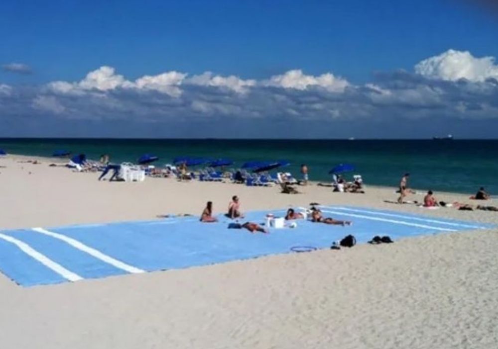 Kelakuan random orang berjemur Berbagai sumber Kelakuan random orang berjemur Berbagai sumber