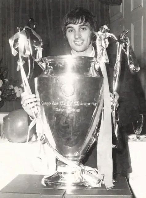 7 Bintang legendaris Man United ini tak pernah main di Piala Dunia