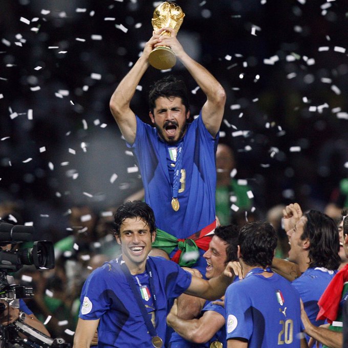 Kabar terkini pemain Italia juara Piala Dunia 2006, Iaquinta dipenjara