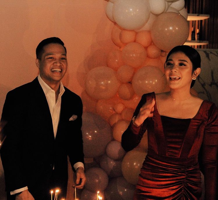 11 Potret mesra Naysila Mirdad dan Arfito Hutagalung, didoakan nikah 