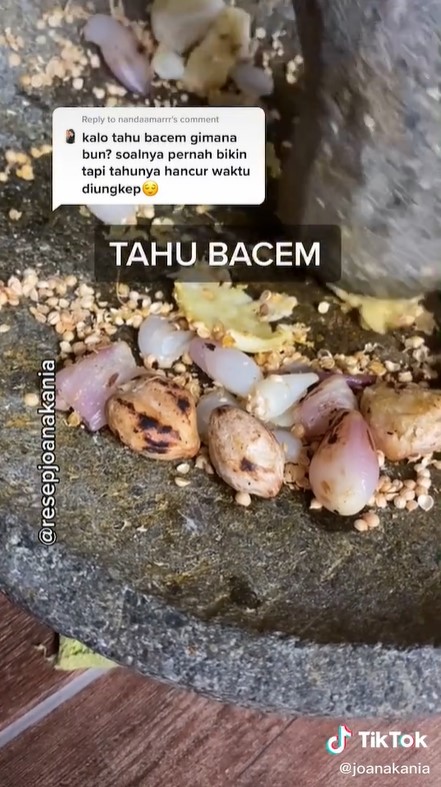 7 Cara bikin tahu bacem antihancur saat diungkep, antigagal