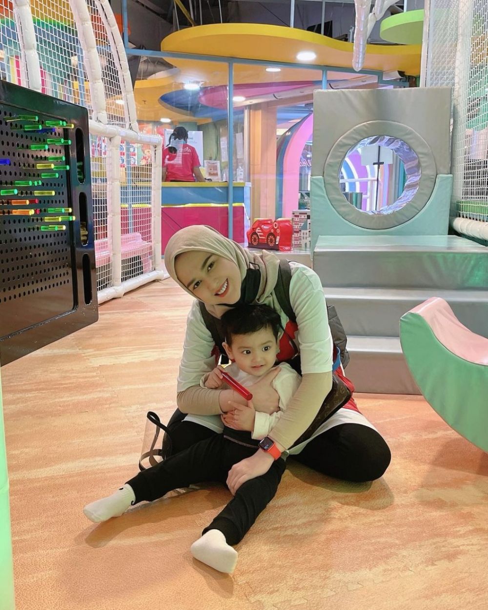 seleb bermasalah dengan art © 2022 brilio.net