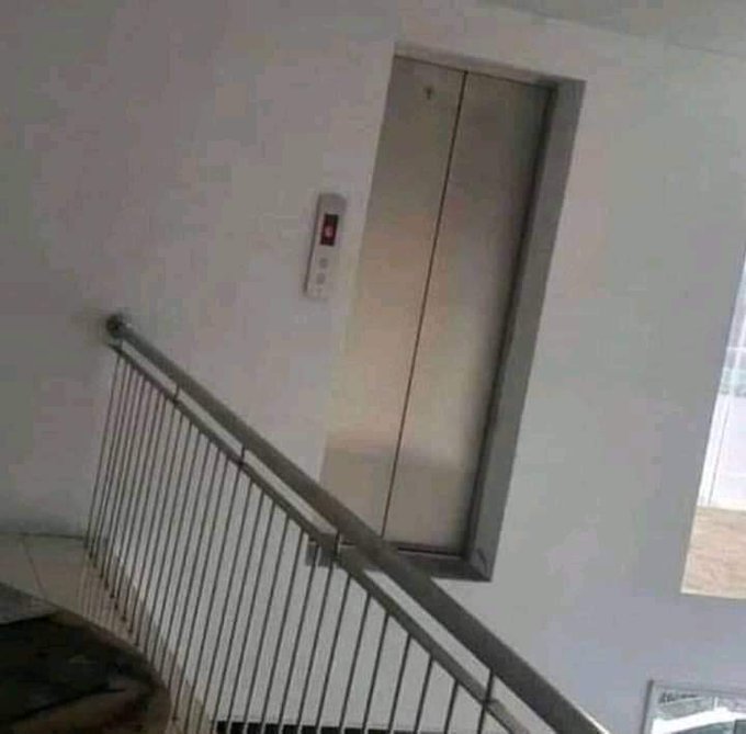 penampakan lift di tempat yang tak terduga © berbagai sumber