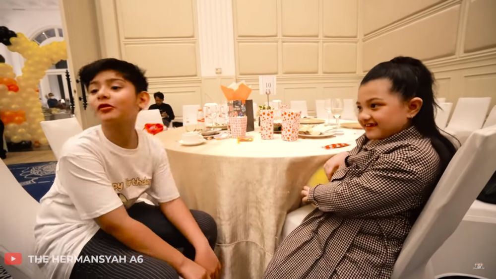 momen gemas Arsy Hermansyah © 2022 brilio.net momen gemas Arsy Hermansyah © 2022 brilio.net