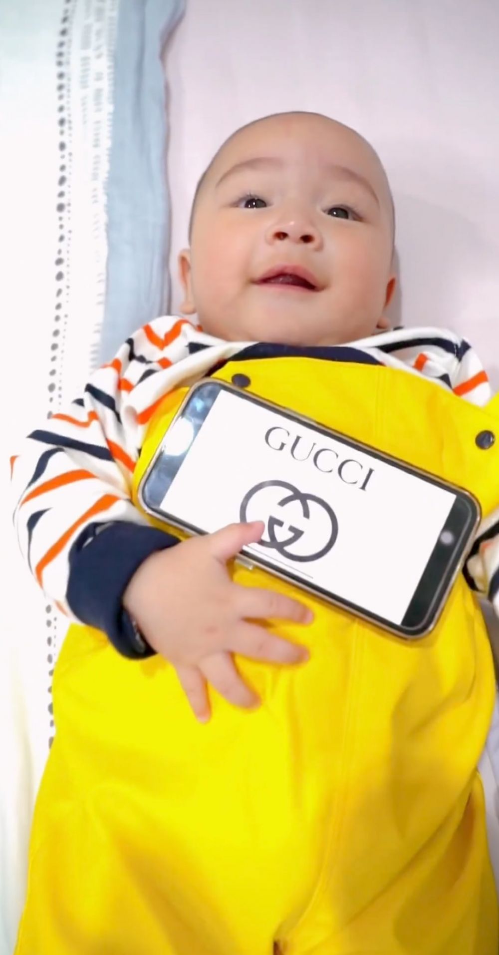 7 Gaya Rayyanza ikut supermodel challenge, bayi 'Sultan' menggemaskan berbagai sumber 7 Gaya Rayyanza ikut supermodel challenge, bayi 'Sultan' menggemaskan berbagai sumber