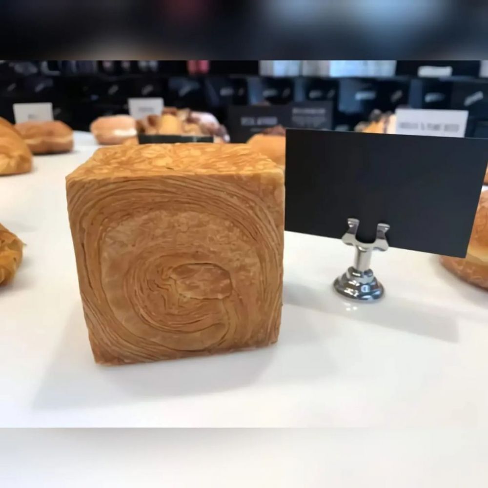 bentuk makanan malah nyeleneh banget © berbagai sumber