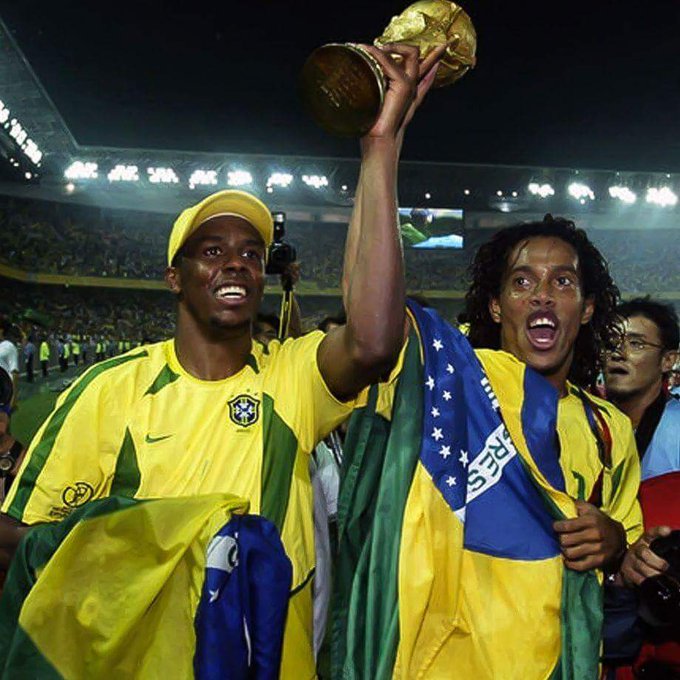 Kabar skuad Brasil juara Piala Dunia 2002, Ronaldinho kunjungi Malang
