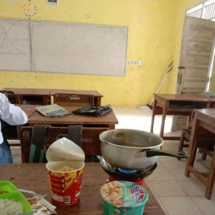 Potret kocak orang nggak bisa tahan lapar © 2022 berbagai sumber