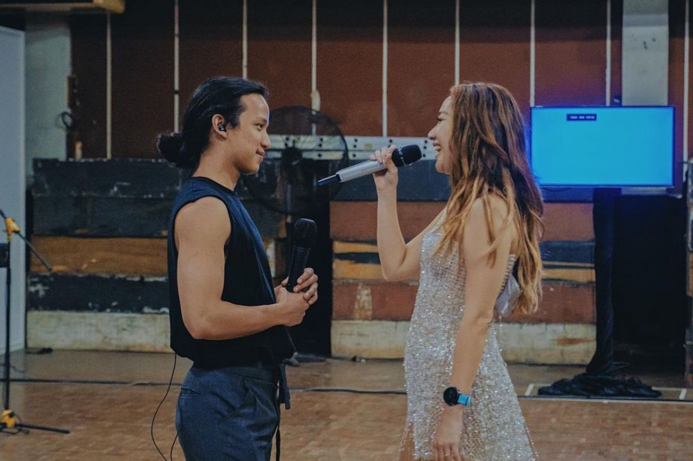 bcl saat checksound © berbagai sumber bcl saat checksound © berbagai sumber