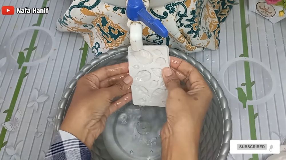 Jangan asal, ini cara mencuci cetakan puding silikon agar lebih awet