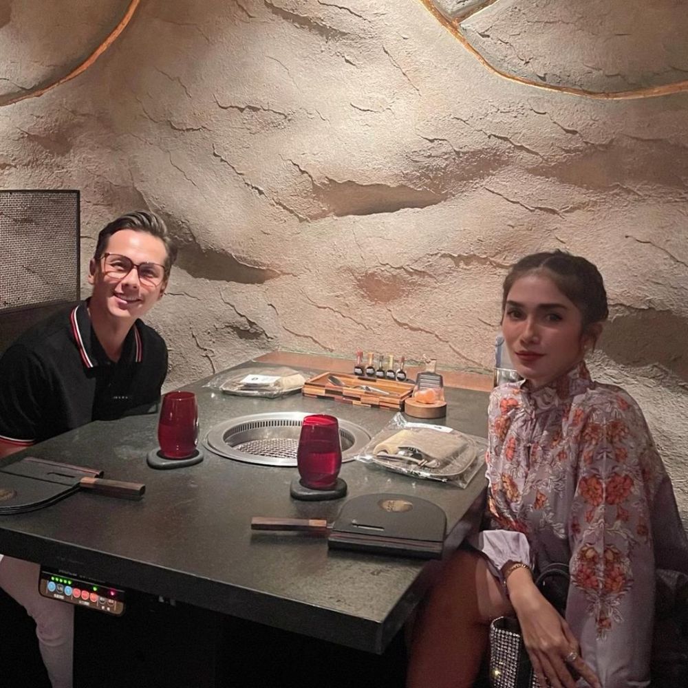 7 Pola makan Ussy Sulistiawaty ini bikin berat badannya turun 27 kg