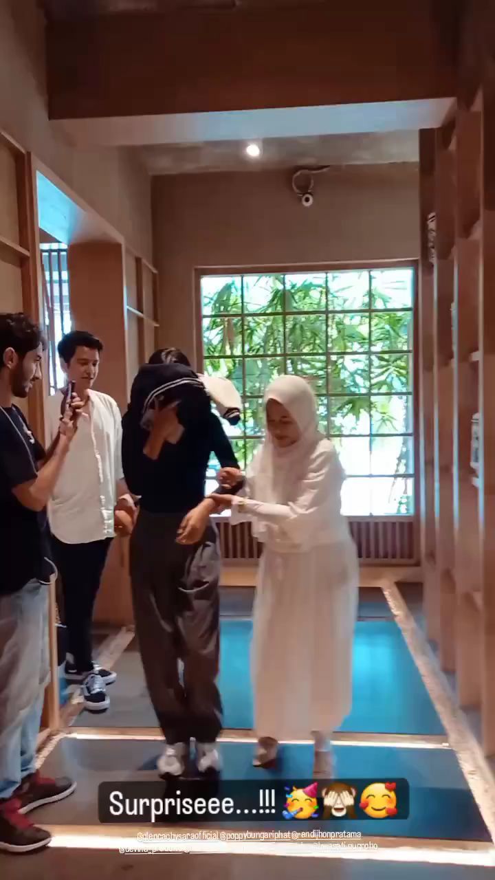 kejutan bridal shower glenca © instagram kejutan bridal shower glenca © instagram