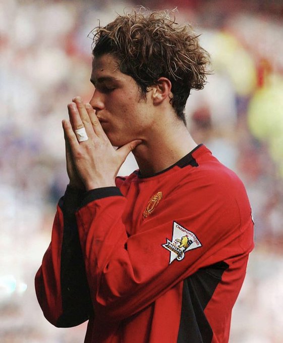 Kisah Cristiano Ronaldo, hampir tak dilahirkan karena tak ada biaya