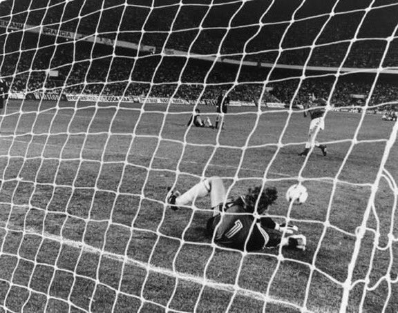 Daftar Piala Dunia dengan adu penalti paling sedikit hingga terbanyak