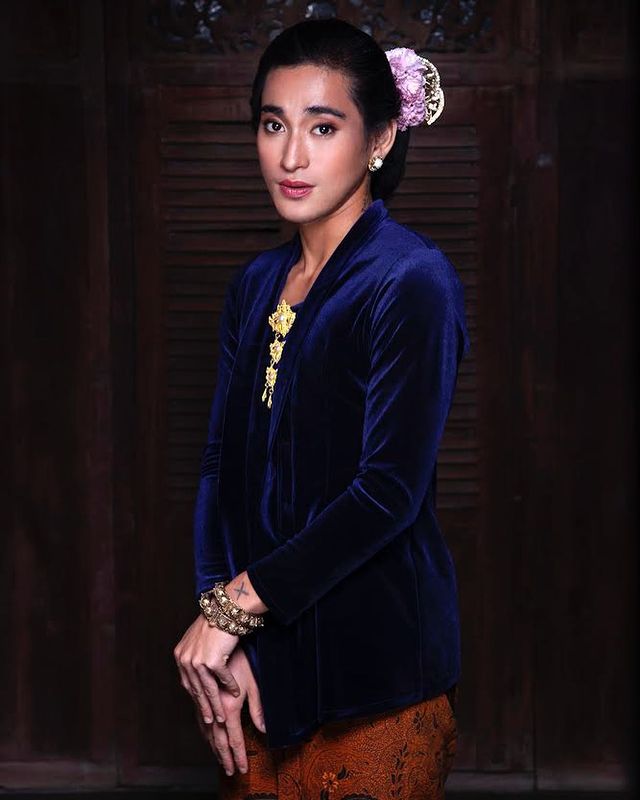 Bio One dandan perempuan © 2022 Instagram 