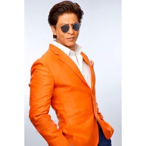 Awet muda di usia 57 tahun, intip 11 pesona Shah Rukh Khan