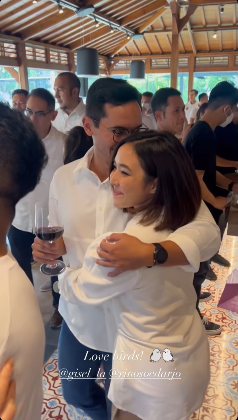 potret kedekatan gisel dan rino © instagram