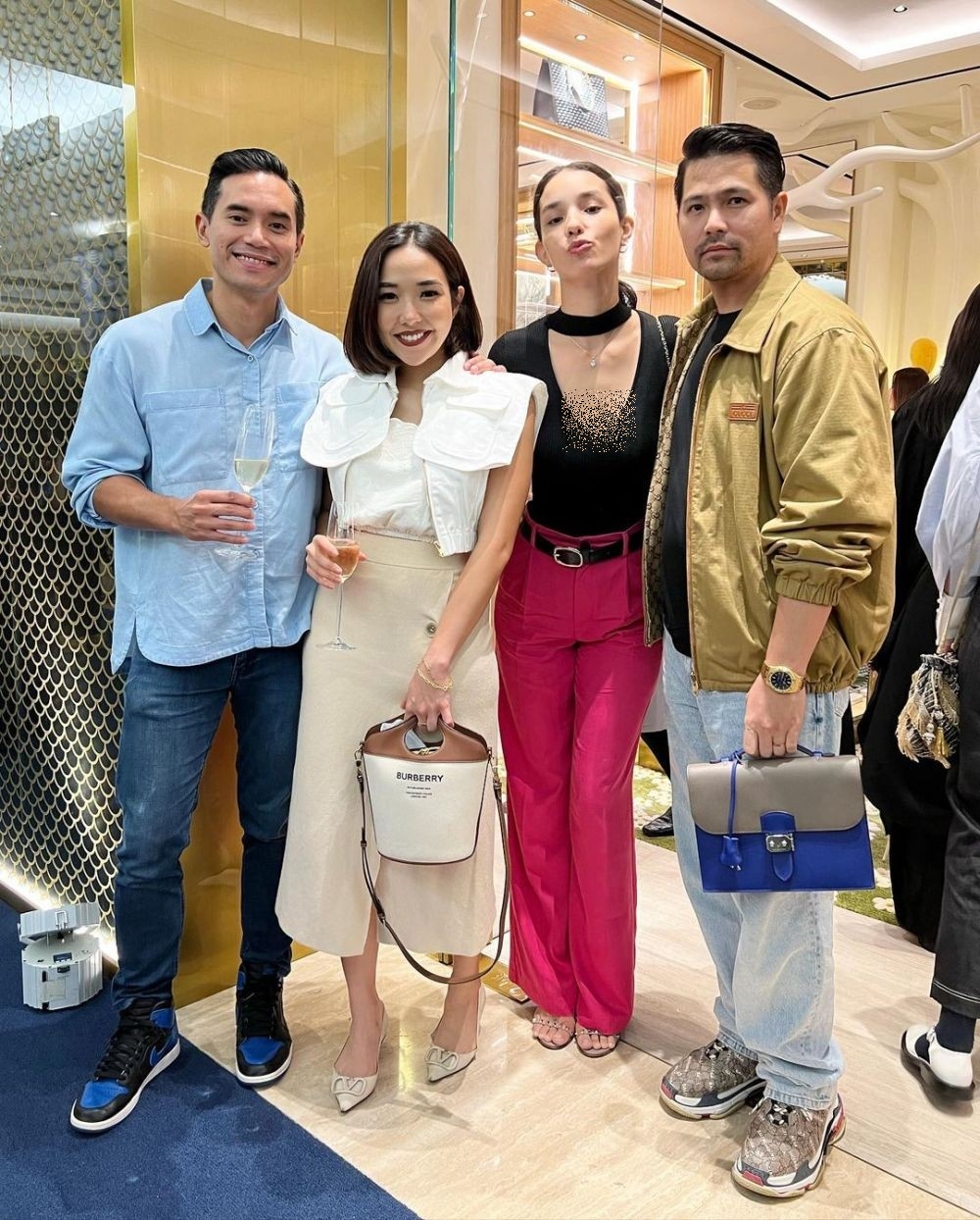 potret kedekatan gisel dan rino © instagram