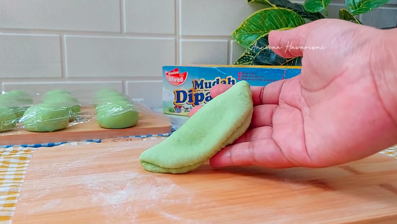 Trik menyusun roti sisir agar bentuknya tidak menumpuk dan antigagal