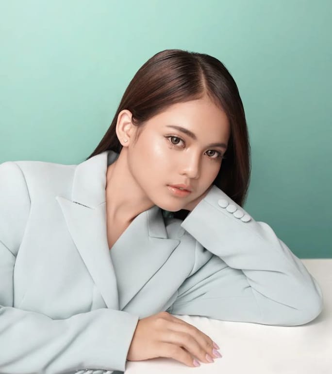 klarifikasi Putri Isnari © 2022 berbagai sumber