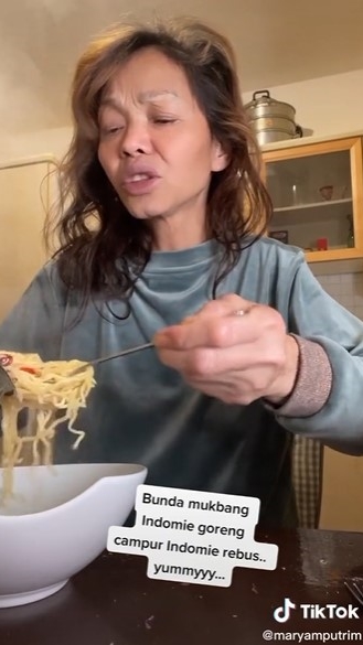 Trik bikin mi instan ala Bunda Corla, unik dan bikin ngiler