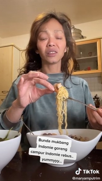 Trik bikin mi instan ala Bunda Corla, unik dan bikin ngiler