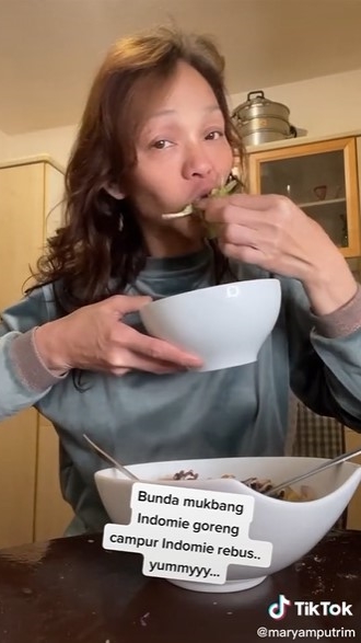 Trik bikin mi instan ala Bunda Corla, unik dan bikin ngiler