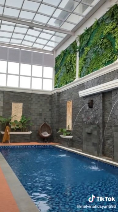 Wanita 25 tahun pamer rumah mewah © TikTok