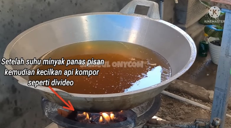 Trik simpel goreng keripik singkong agar renyah dan tidak keriting