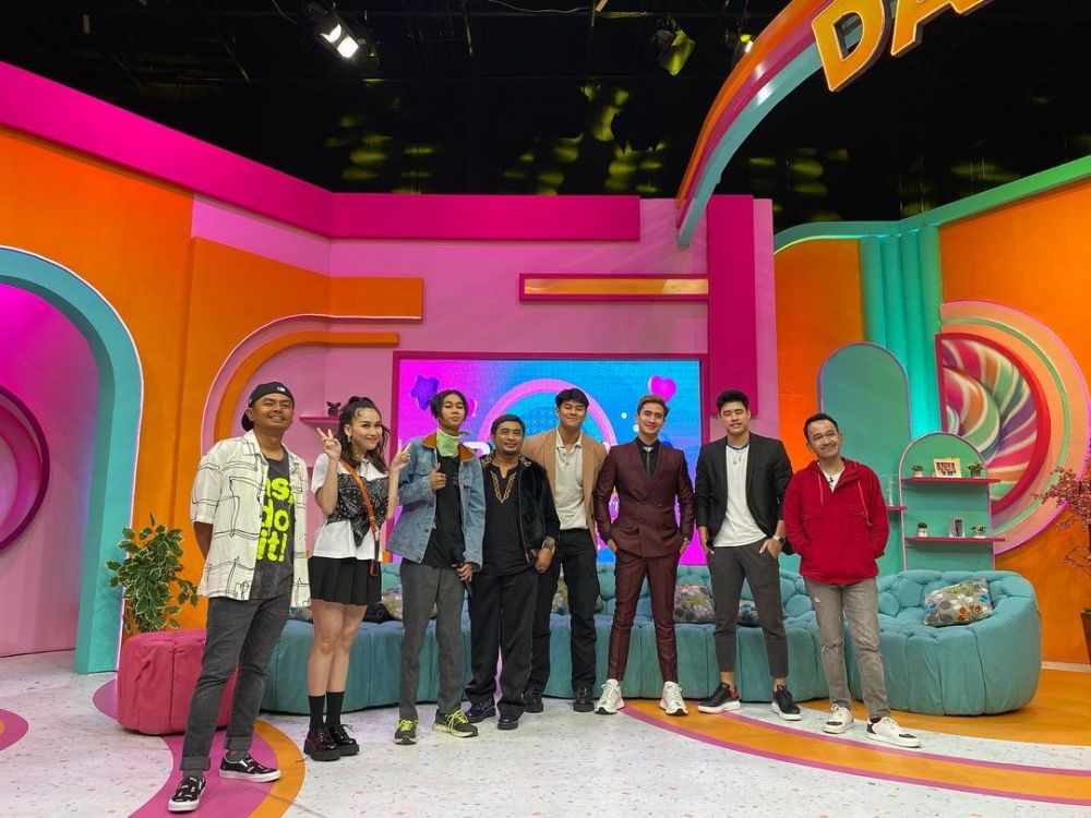 dilan kw bareng seleb © 2022 brilio.net dilan kw bareng seleb © 2022 brilio.net