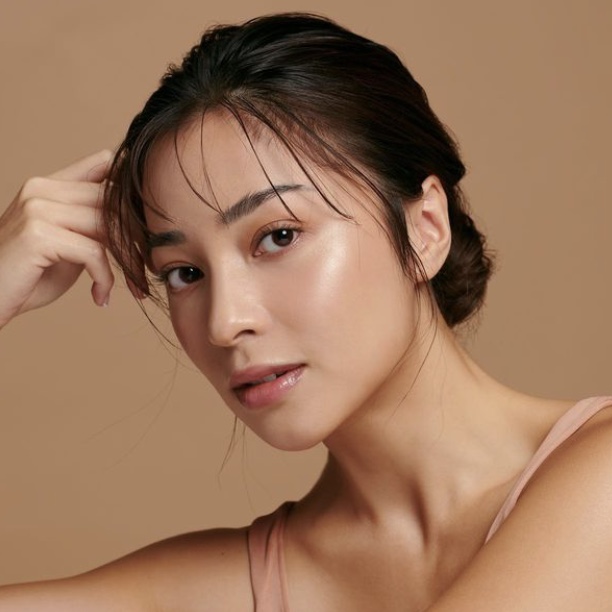 Seleb dapat kado ultah cincin dari pacar © 2022 brilio.net Seleb dapat kado ultah cincin dari pacar © 2022 brilio.net