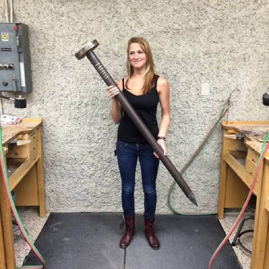 penampakan benda ukurannya besar banget © berbagai sumber