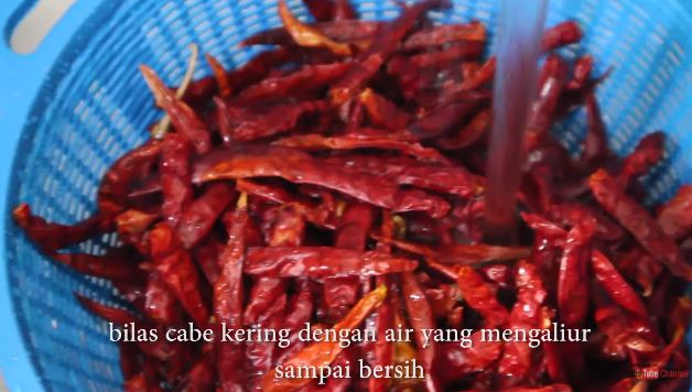 5 Cara membuat cabai kering menjadi segar kembali, mudah ditiru