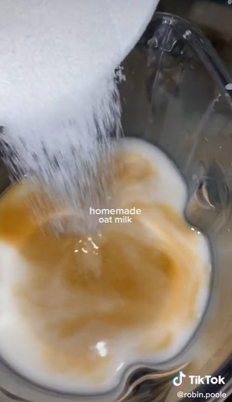 5 Cara membuat susu oat rumahan, simpel dan gampang ditiru