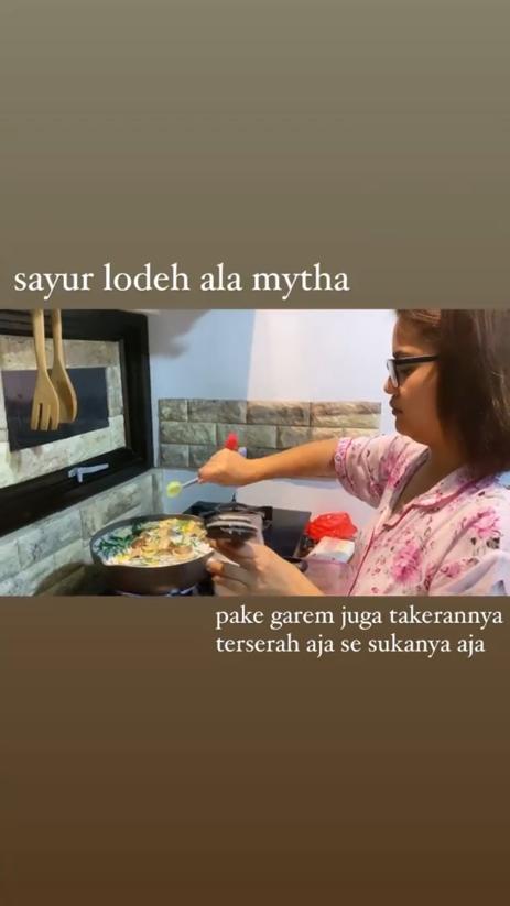 8 Kreasi masakan rumahan Mytha Lestari, simpel buat pemula