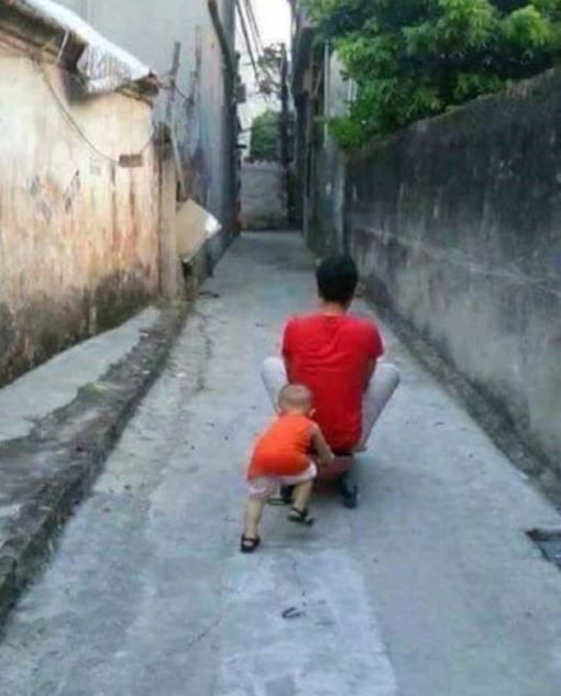 bapak bapak menolak tua © berbagai sumber