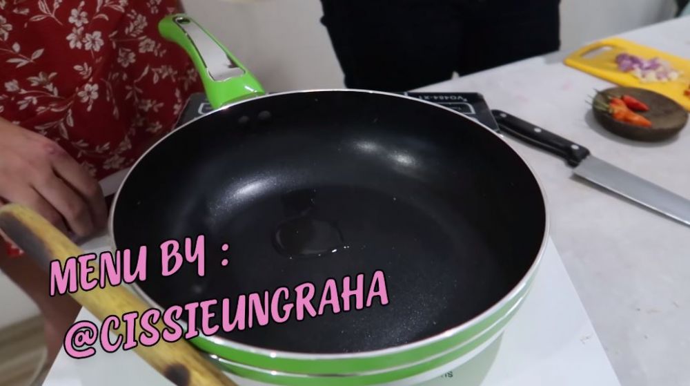 11 Alat dapur Celine Evangelista ini praktis, bikin masak lebih cepat
