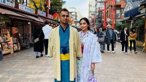 Beda gaya 9 presenter liburan ke Jepang, Raffi Ahmad boyong kru