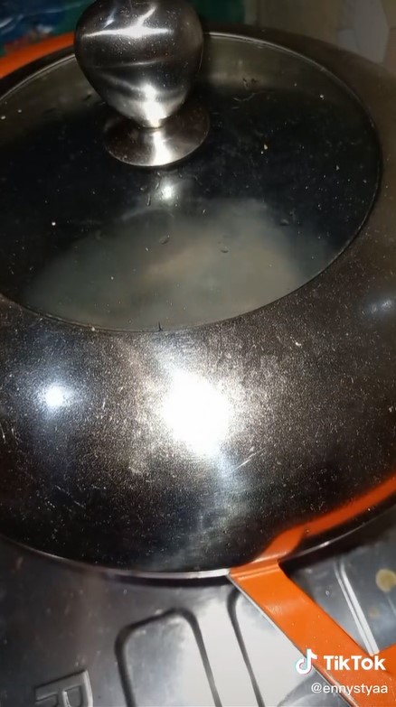Tanpa presto, ini cara merebus ceker agar empuk dan hemat gas
