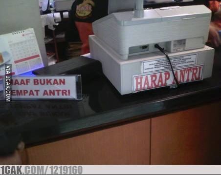 potret lucu kasir meja © berbagai sumber