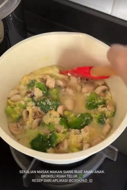 11 Kreasi sayur Dhatu istri Tria The Changcuters, menggugah selera