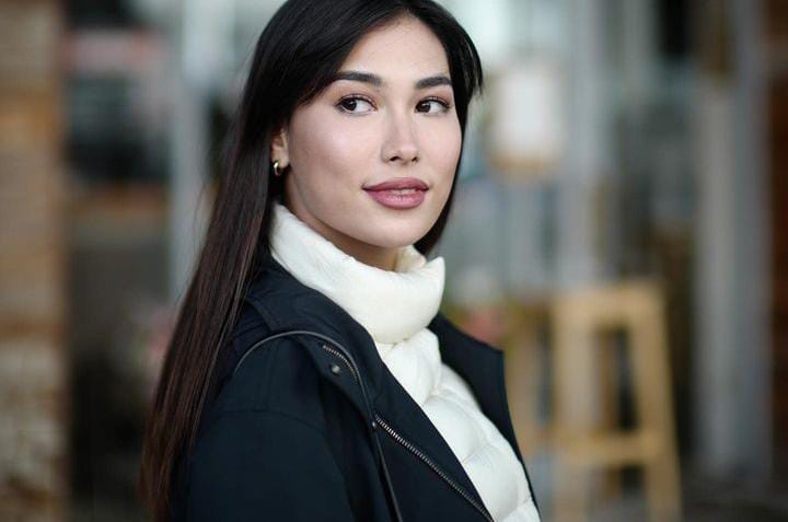 Frederika Alexis Cull ganti gaya rambut © 2022 Istimewa 