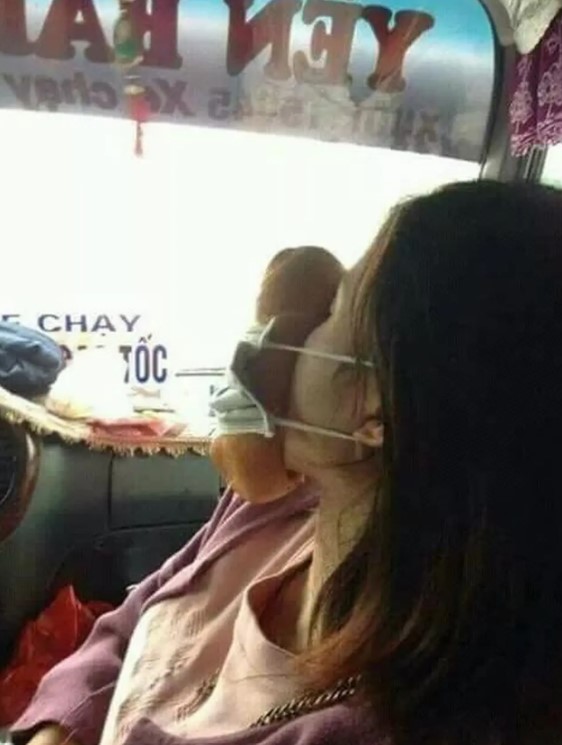 Kelakuan saat naik angkot Berbagai sumber