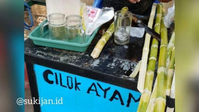 Tulisan di gerobak pedagang ada yang salah © berbagai sumber Tulisan di gerobak pedagang ada yang salah © berbagai sumber