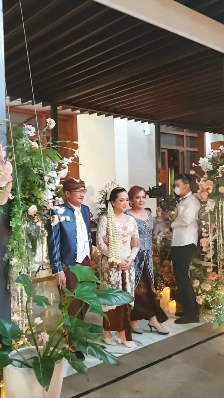 momen rachel amanda menikah © berbagai sumber momen rachel amanda menikah © berbagai sumber