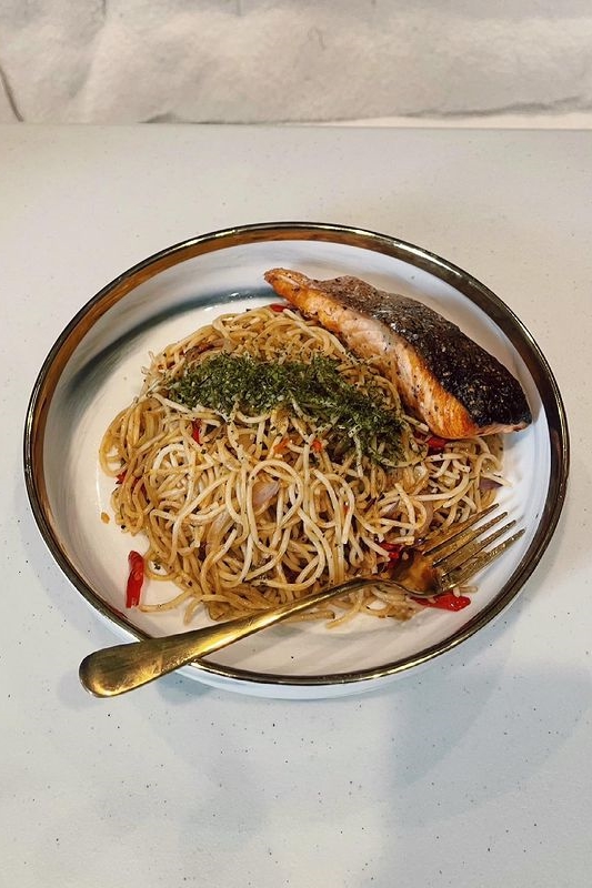 10 Makanan dikonsumsi Glenca Chysara, jaga tubuh fit dan langsing